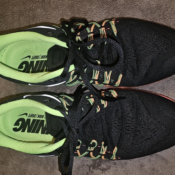 Nike Airmax - Picture 3 of 6